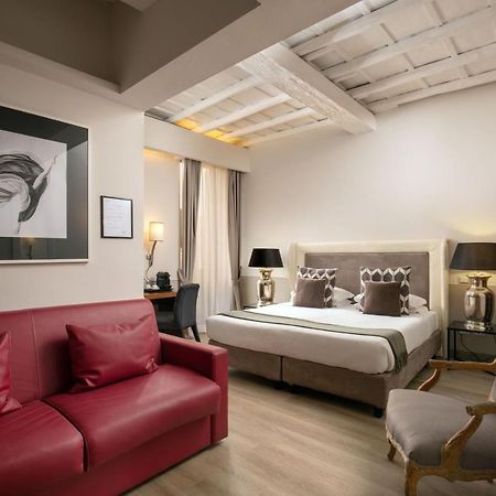 Condotti Palace Рим Екстериор снимка