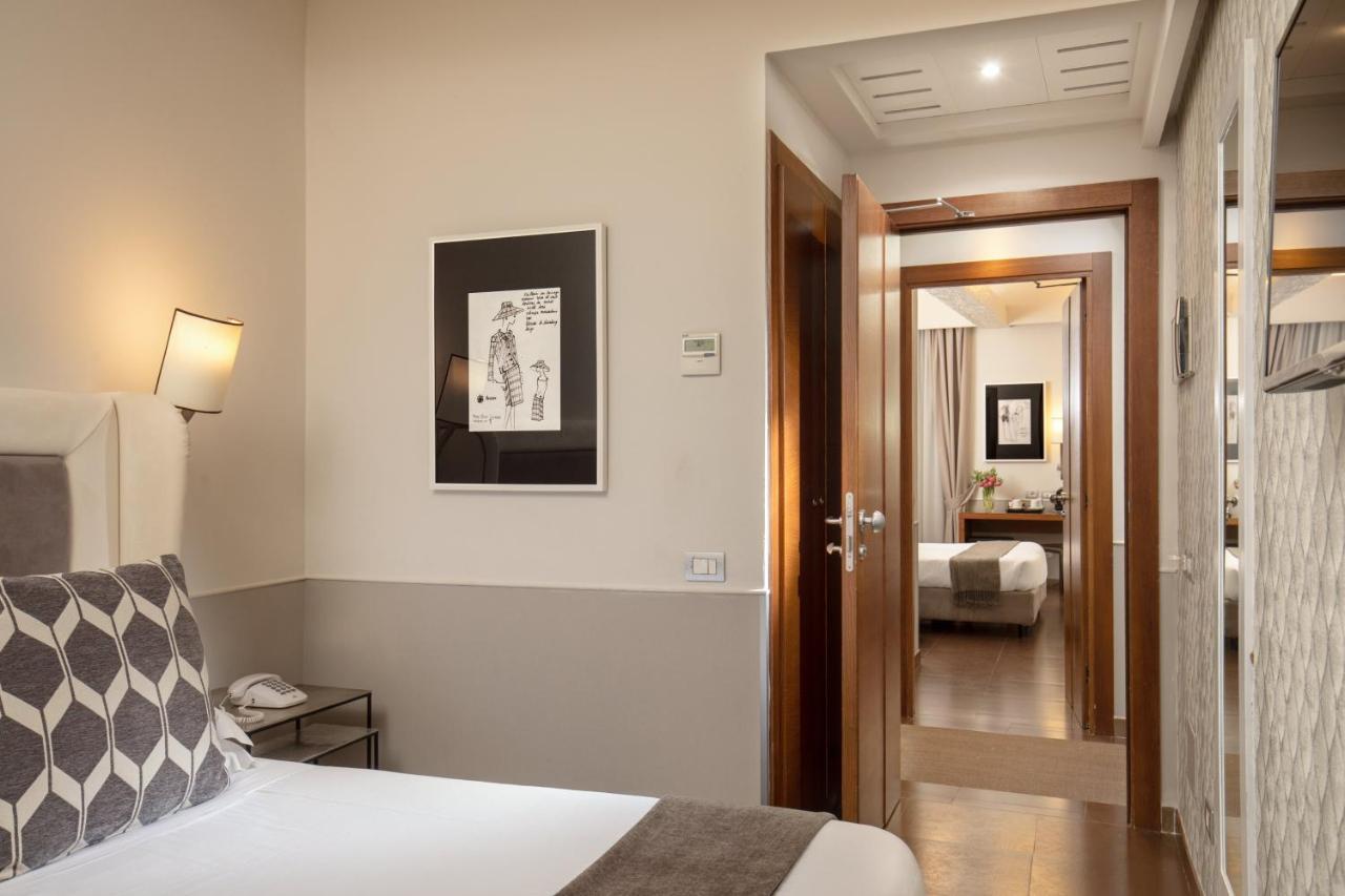 Condotti Palace Рим Екстериор снимка