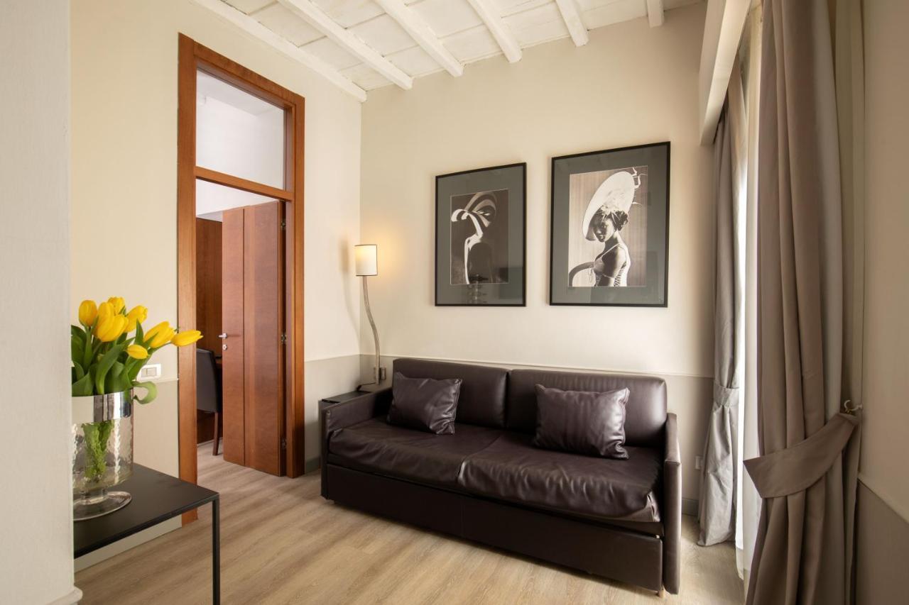 Condotti Palace Рим Екстериор снимка