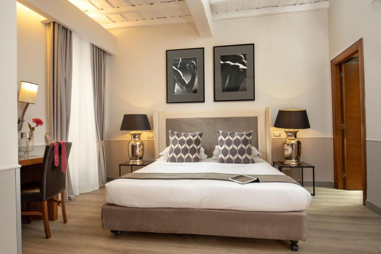 Condotti Palace Рим Екстериор снимка